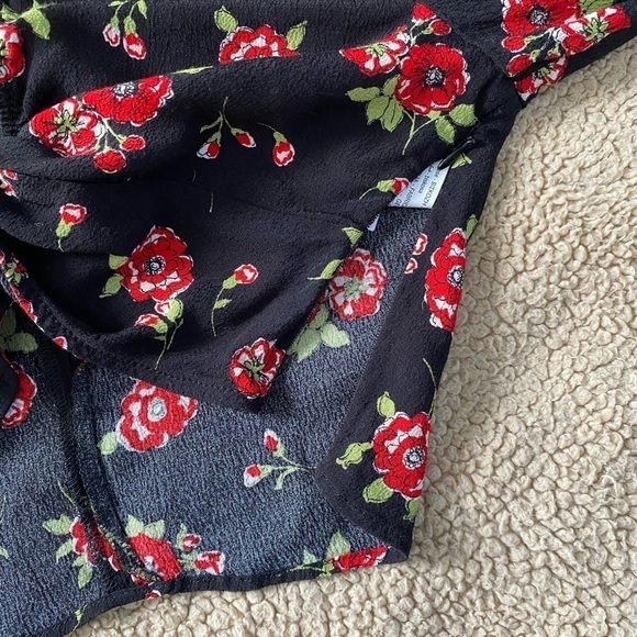 Zara Crop Top, Black/Red floral, Medium Y2K - Picture 9 of 13